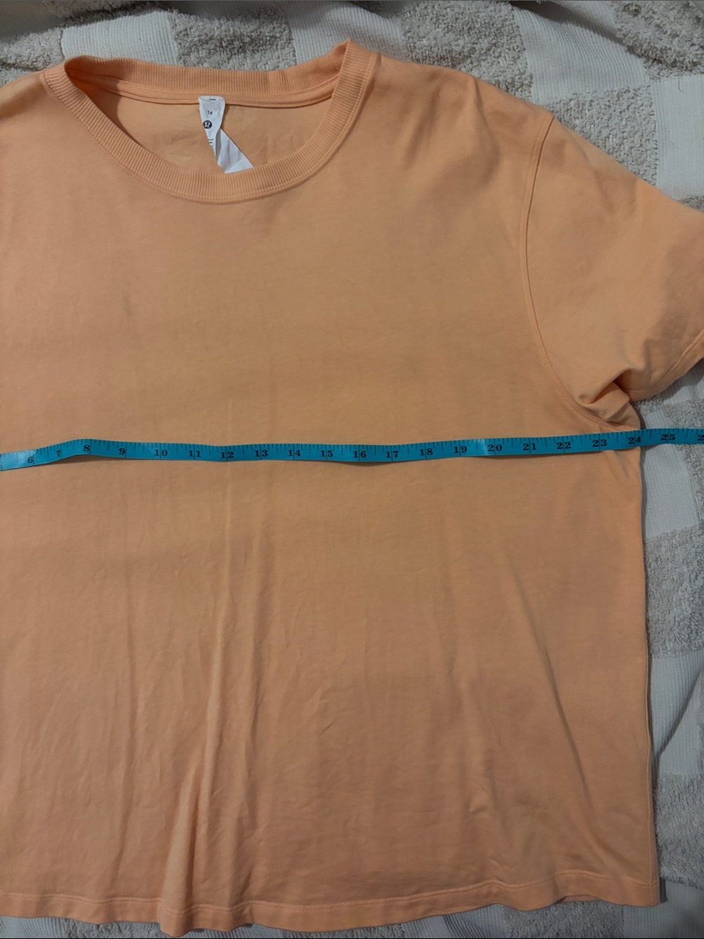 Lululemon Heavyweight Tee - Picture 6 of 7